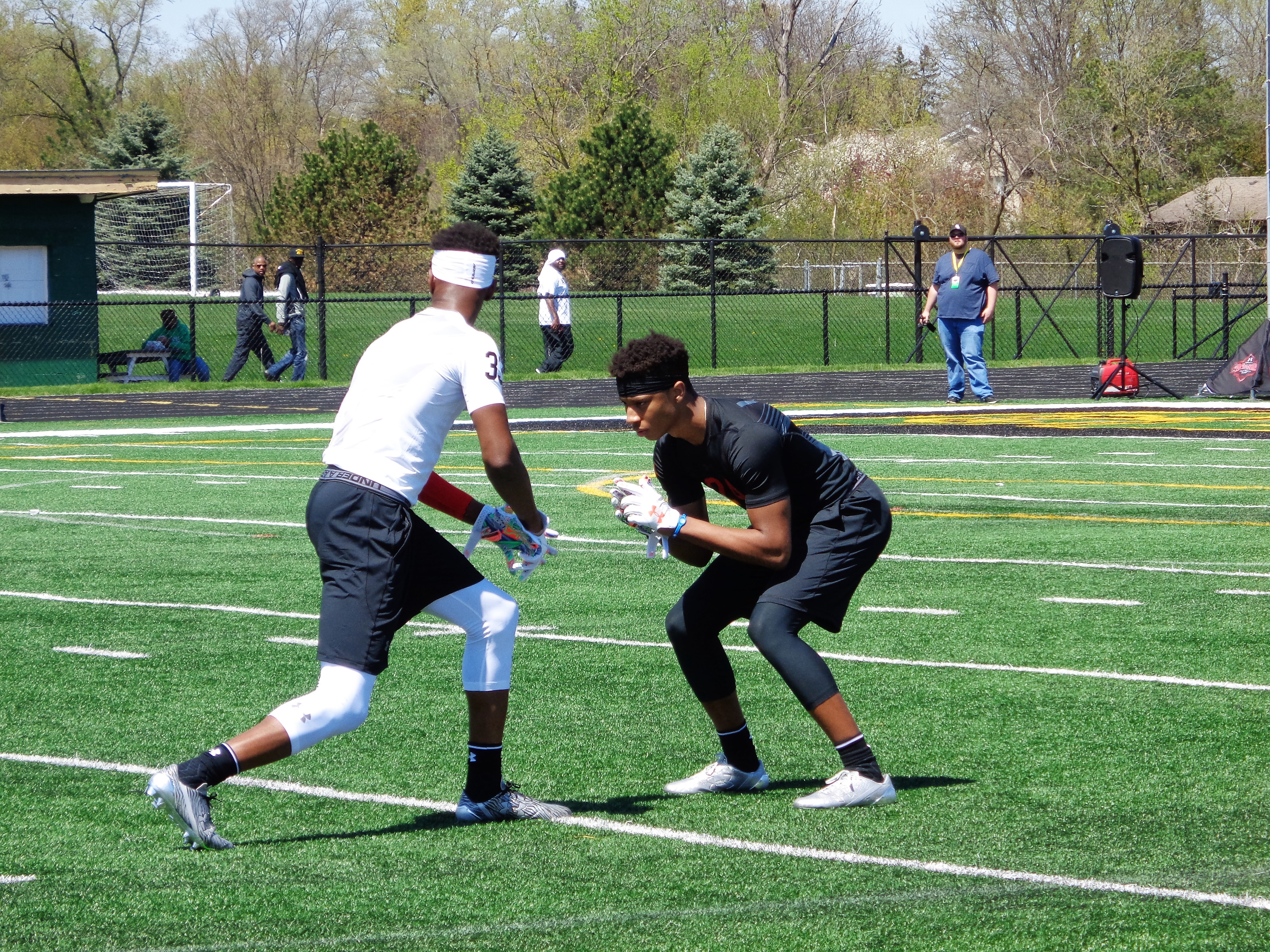 DB Vincent Gray vs. WR Maurice Massey